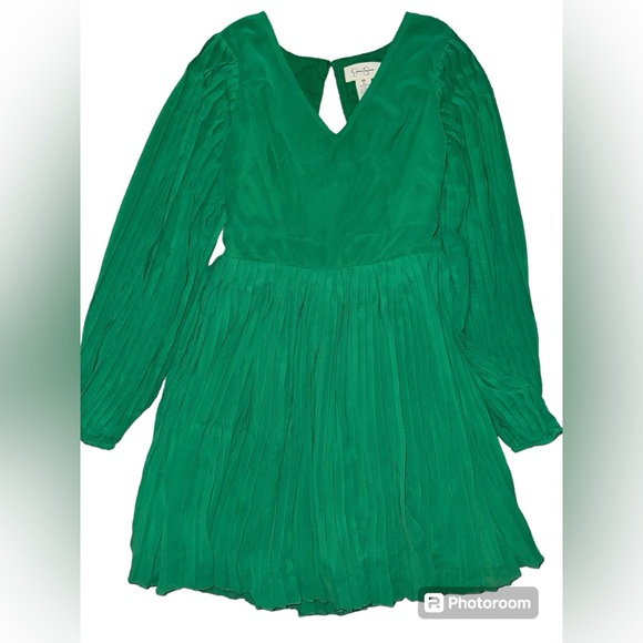Jessica Simpson Dresses & Skirts - Jessica Simpson long sleeve mini dress pleated green size medium